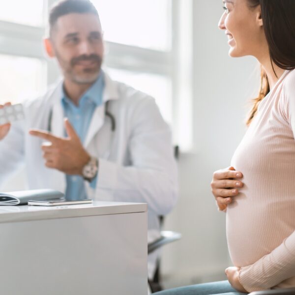 165. ¿Por qué las embarazadas no pueden tomar mucho medicamento
